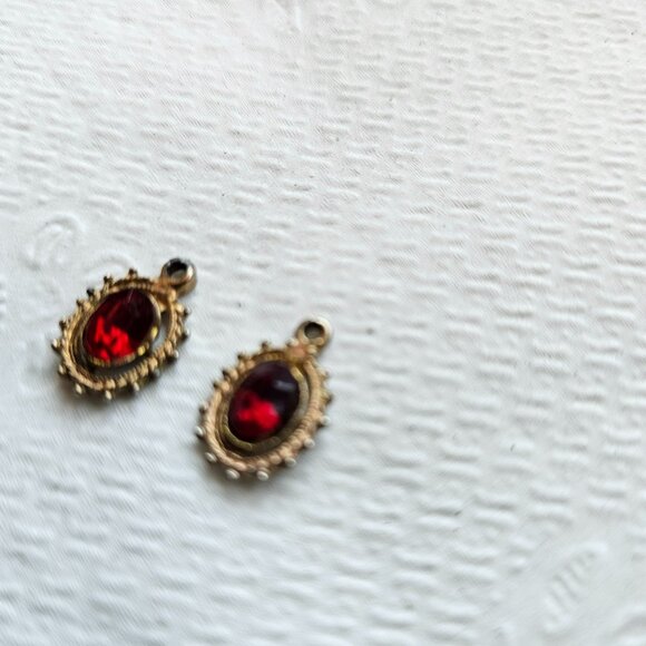 Created red ruby pair - Picture 3 of 4